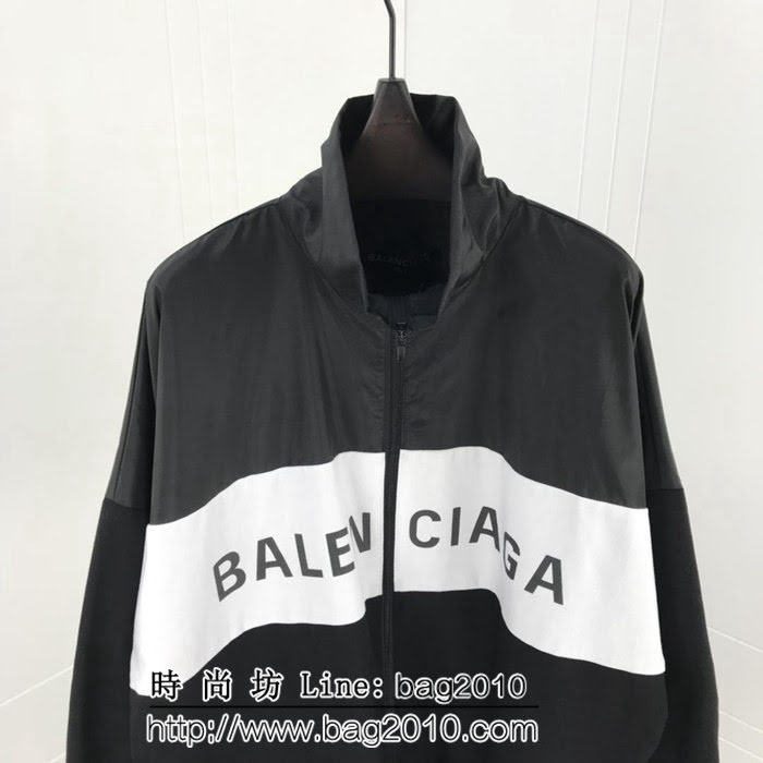 BALENCIAGA巴黎世家 18秋冬 logo印花拼 OS版型 牛仔風衣外套 情侶款 ydi1941